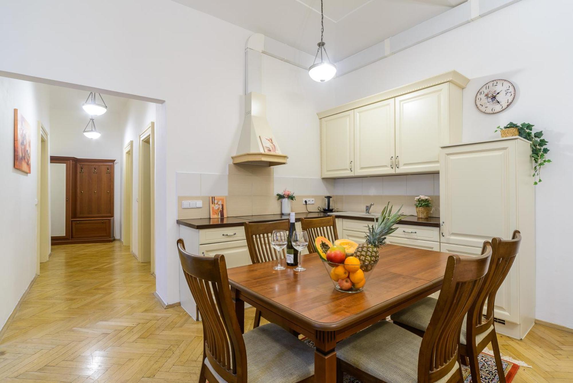 Cozy Apartment Near Stefanikuv Most Прага Экстерьер фото